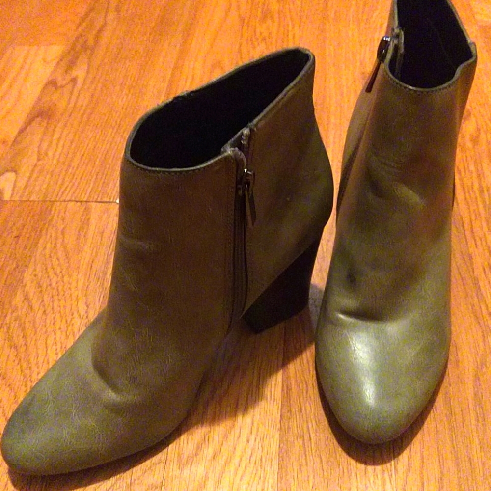Booties - Picture 2 of 7